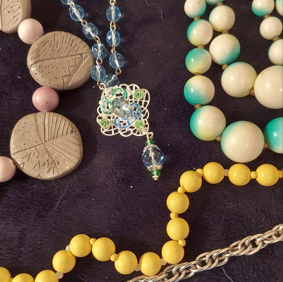 Necklaces #19 - Picture 2 of 3